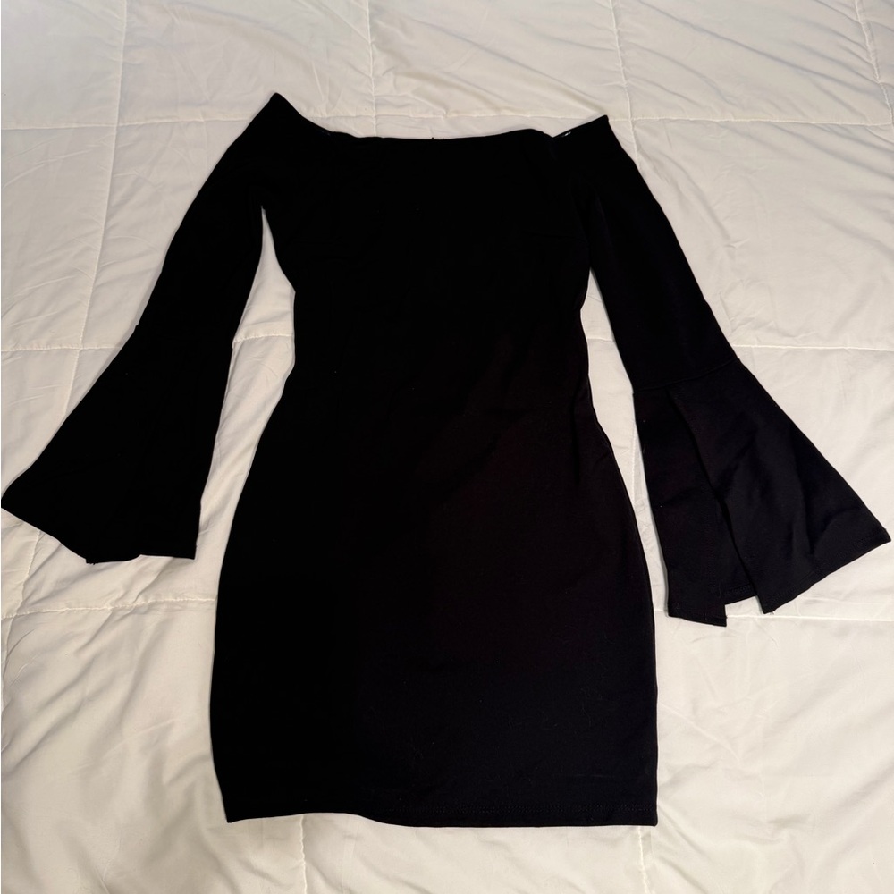 Lulus Black Bell Sleeve Off the Shoulder Mini Party Dress Size S